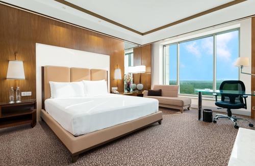 Okhla Phase I Hotel | Crowne Plaza Hotel New Delhi Okhla by IHG