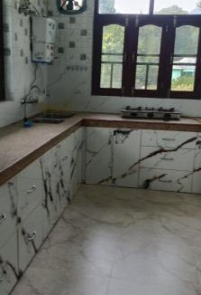 Sidhpur Bed & Breakfast | D Divine
