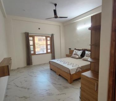 Chakrata Hotel | Da Sampurn Hotel