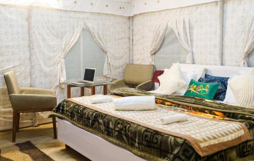 Shimla Bed & Breakfast | Dawn n Dusk glamping by Skylight Retreat Chail