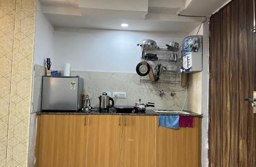 Zirakpur Apartment | Delhi-Punjab-Himachal Stopover-5 Min Airport - On Chandigarh Highway