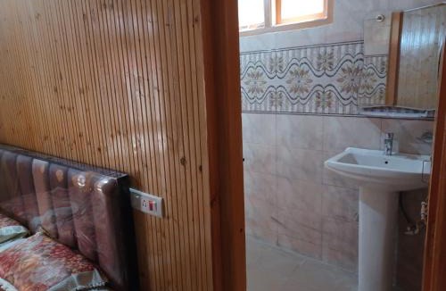 Rohru House | DELTA Inn HOME STAY