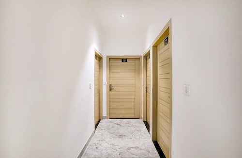 Mohali House | Deluxe Hotel Hm Crystal