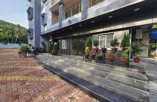 Jamshedpur House | Deluxe JR Royals
