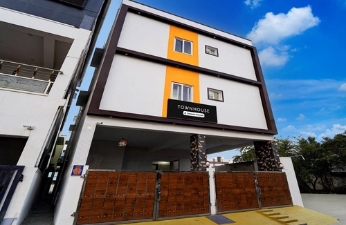 Peelamedu House | Deluxe Townhouse M K Elegance Inn