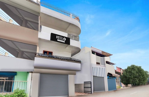 Bullawala House | DeluxeBhagwan Guest House