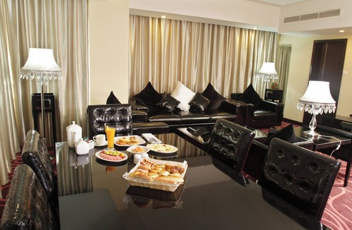 Dhaka Hotel | Dhaka Regency Hotel & Resort