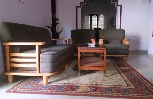 Stuart Hill House | Dhruva Homestay