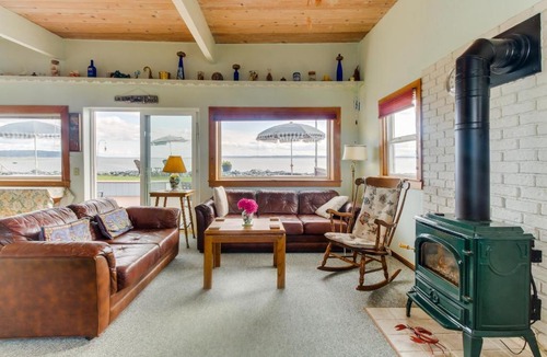Clinton House | Dinnsen's Den
