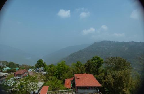 Turuk Hotel | Divyaraa Breathing Stone