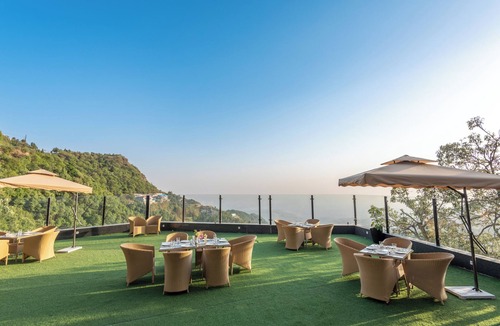 Mussoorie Hotel | DLS HIGHLAND RESORT & SPA MUSSOORIE