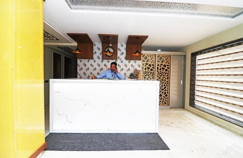 Taj Ganj House | Double Kingsize hotel suite