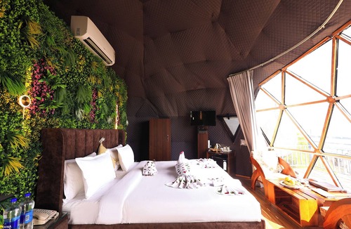 Lansdowne Hotel | ECKO Kasang Regency Hill Resort