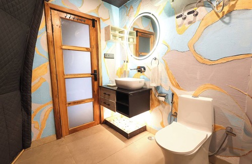 Lansdowne Hotel | ECKO Kasang Regency Hill Resort