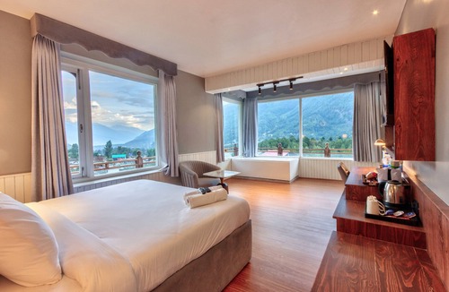 Bashisht Hotel | Ekaanth by Paradise Chateau