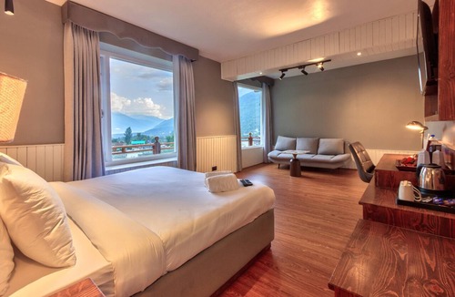 Bashisht Hotel | Ekaanth by Paradise Chateau