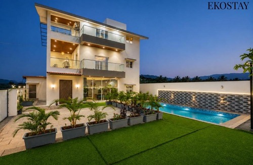 Kurvande Villa | EKOSTAY - Concrete Cove Villa