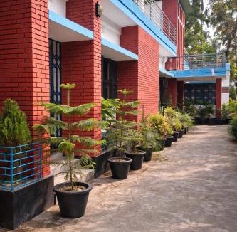 Sylhet Villa | Elegant 4 Bedroom Home Sleeps 8 with Private Parking
