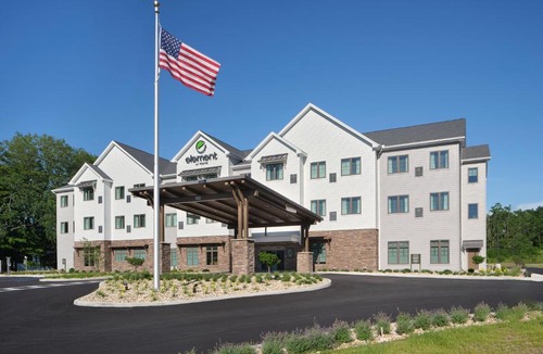 Lenox Hotel | Element by Marriott Lenox Berkshires