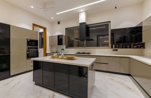 Delhi Villa | Elivaas Levante Farms 5 BHK Villa