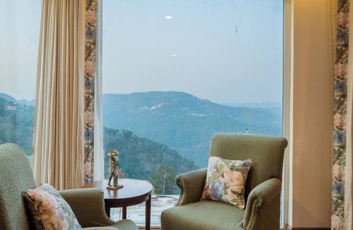 Kumarhatti Villa | ELIVAAS privé Royce Cottage 4BHK Villa
