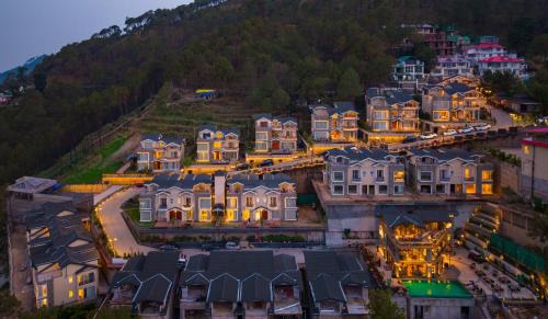 Kasauli Apartment | ELIVAAS Privé Royce Silver Oak Opal 2BHK Ultra-luxury Apartments