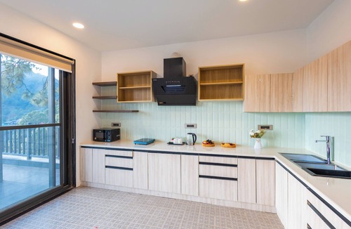 Kasauli Villa | ELIVAAS Prive The Retreat 4 BHK Villa