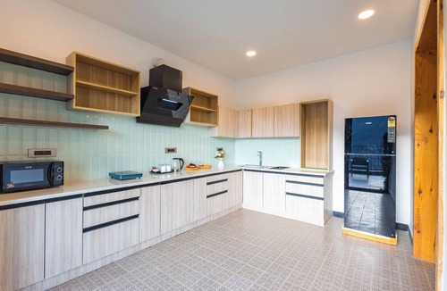 Kasauli Villa | ELIVAAS Prive The Retreat 4 BHK Villa