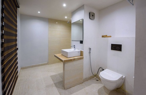 Aizawl Hotel | Emerald Hotel