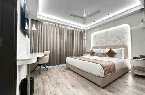 Mohali Hotel | Emerald Luxe A Boutique Hotel Chandigarh Mohali