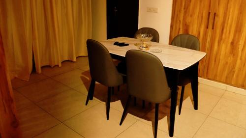 Zirakpur Apartment | Emerald Manor