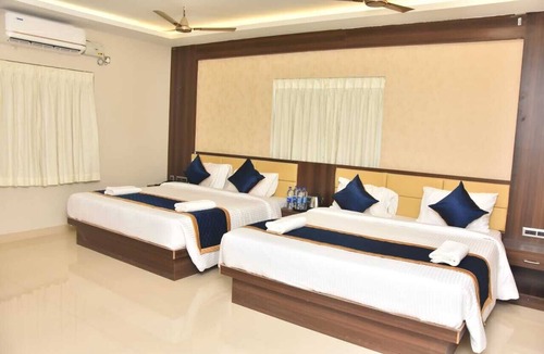 Rameshwaram Hotel | EPR Residency