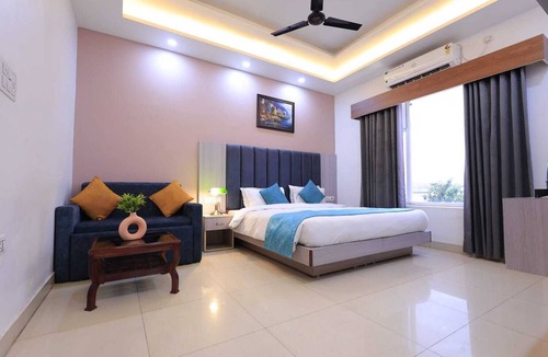 Haridwar Hotel | Evana Rajaji