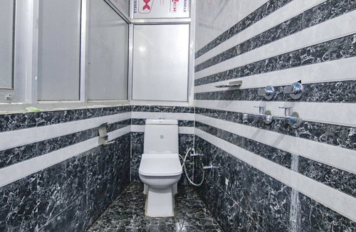Manimajra Hotel | Fabexpress Nisad Raj