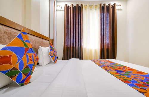 Rau Hotel | FabHotel Atharv - Airport