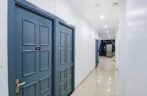 New Delhi Hotel | FabHotel CH House