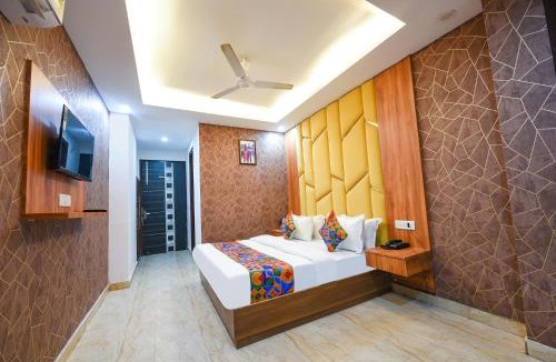 South West Hotel | FabHotel Grand Villa