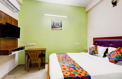 Valasaravakkam Hotel | FabHotel Home Tree Service Apartment I - Valasaravakkam