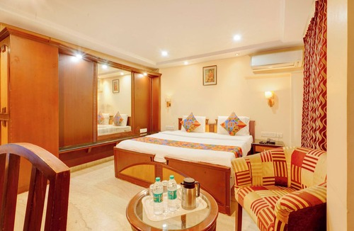 Kalasipalya Hotel | FabHotel Indian Comforts - Mavalli