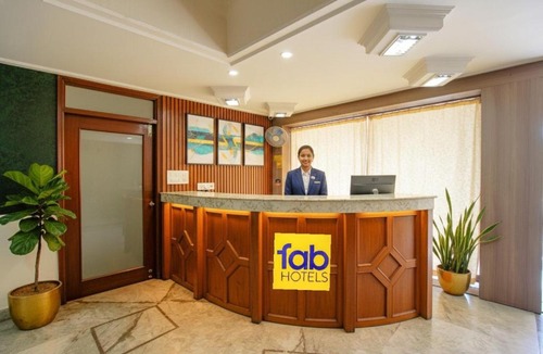 Maharana Pratap Nagar Hotel | FabHotel Kamla Regency - Rani Kamlapati Station
