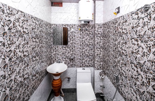 Bullawala Hotel | FabHotel Le Masrana Inn