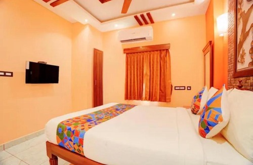 Mudaliarpet House | FabHotel Le Pondy