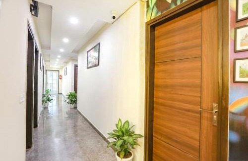 New Delhi Hotel | FabHotel Nirvana Residency