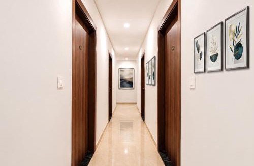 Noida Hotel | FabHotel Ostan Stayz 15 - Noida Sector-15