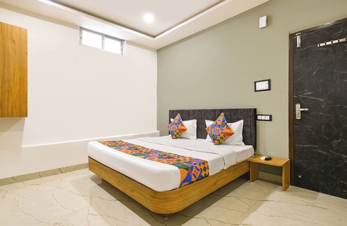 Rau Hotel | Fabhotel Paradise Inn