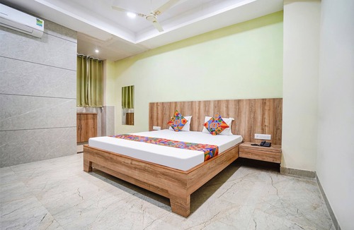 Raipur Hotel | FabHotel Park Mahindra
