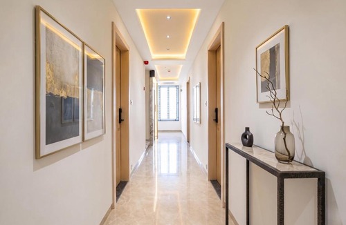 Indore Hotel | FabHotel Raj Villa I, Vijay Nagar