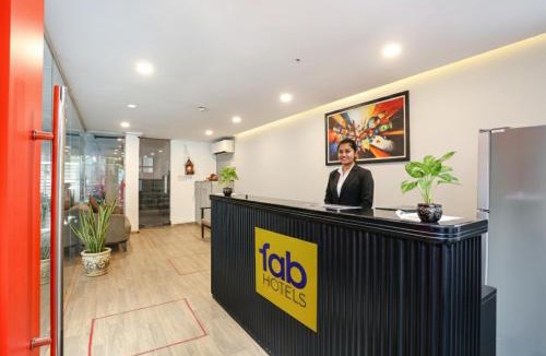 Pitampura Hotel | FabHotel Roseman
