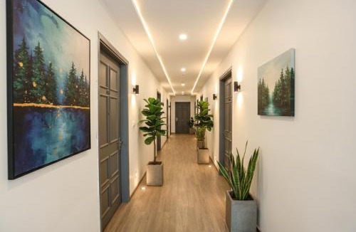 Pitampura Hotel | FabHotel Roseman