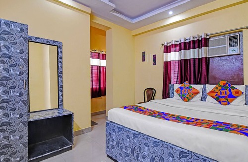 Chinar Park Hotel | Fabhotel Swagatam